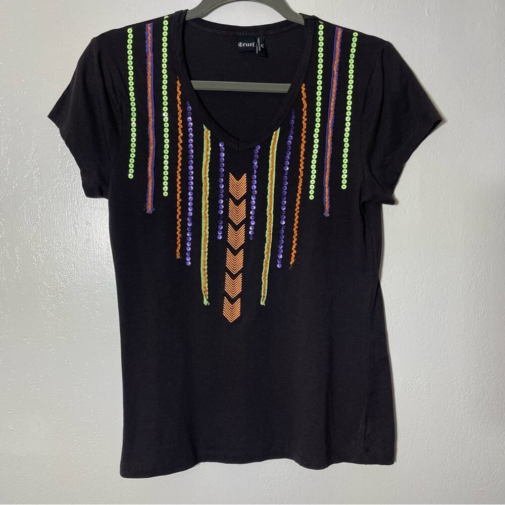 Cruel, Sequined Western Style T-Shirt. Size Medium. In excellent condition!